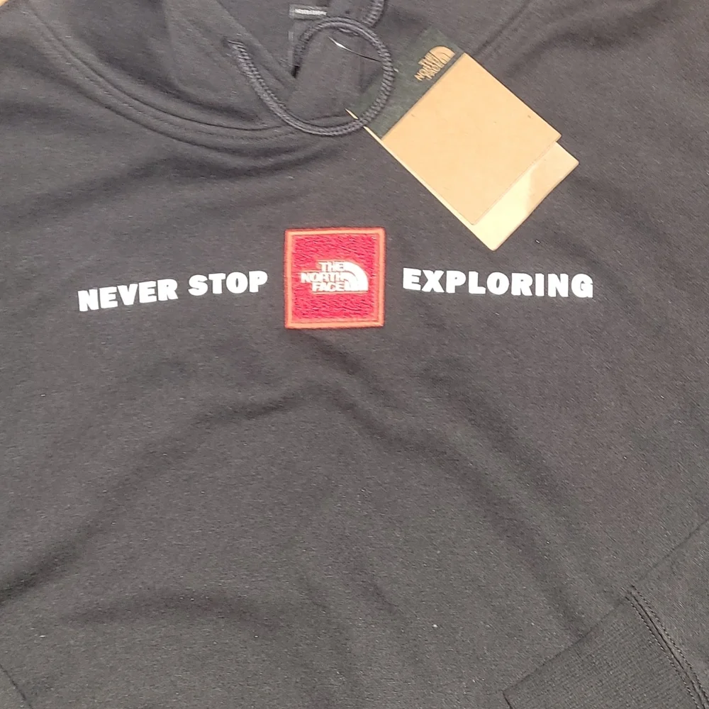 Brand new heavy-duty The North Face hoody size L - Picture 2 of 6
